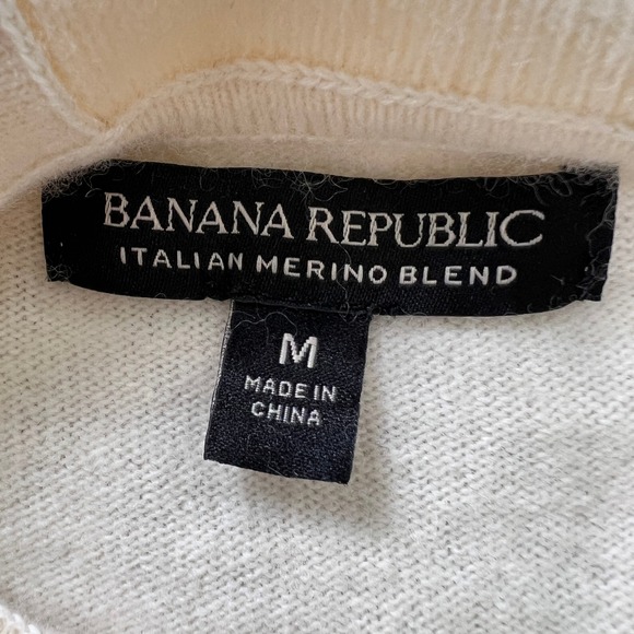 Banana Republic Italian Merino Blend Hoodie Sweater Cream Size M Ribbed Cuffs - Picture 4 of 9